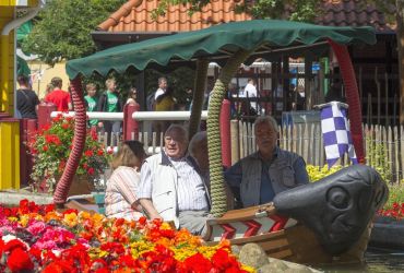 hansapark-fussgaengerbruecke-see