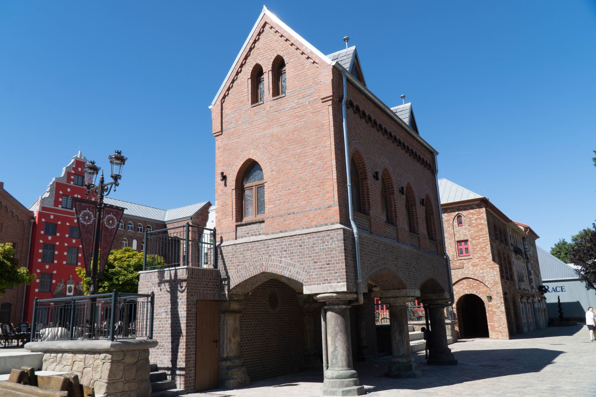 Hamburger Fleetschlösschen von hinten. Treppe anbei führt zur Terrasse des Restaurants Weltumsegler.